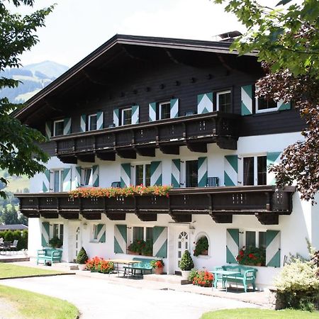 Das Christine Appartement Brixen im Thale Exteriör bild