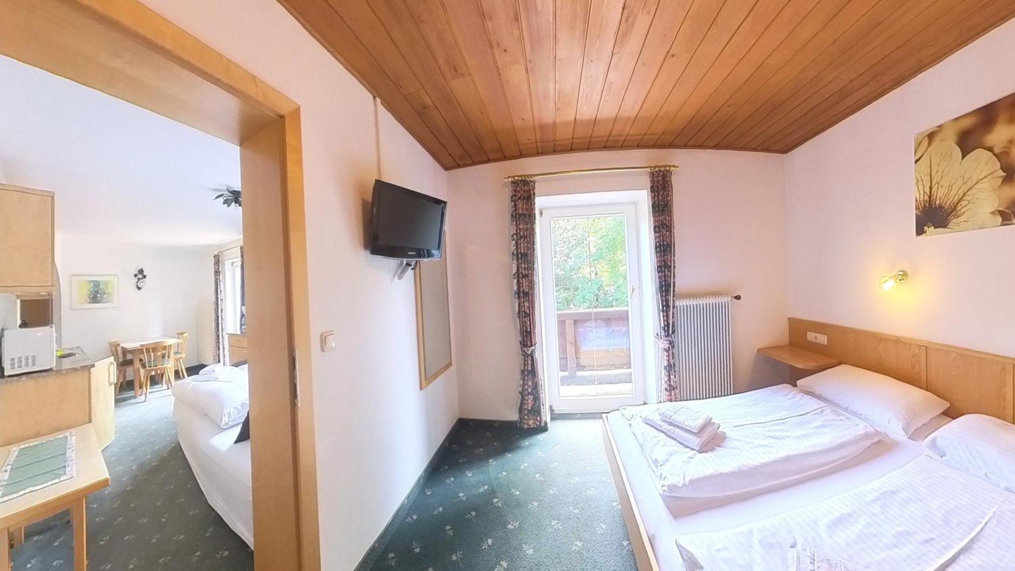 Das Christine Appartement Brixen im Thale Exteriör bild